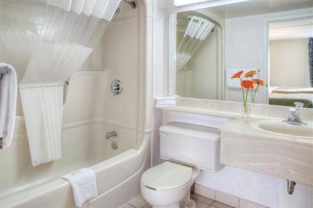 фото отеля Quality Suites Whitby (Canada)