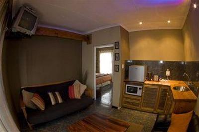 фото отеля The Roundhouse Bed & Breakfast Gansbaai