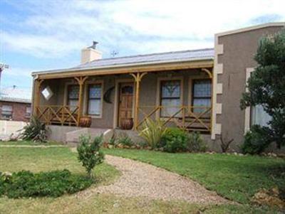 фото отеля The Roundhouse Bed & Breakfast Gansbaai