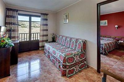 фото отеля Mora Hotel