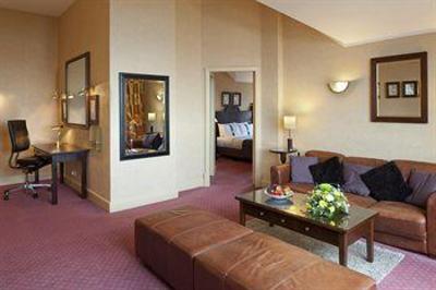 фото отеля Holiday Inn Glasgow East Kilbride