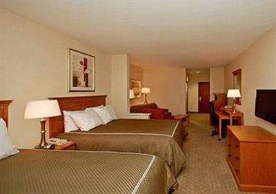 фото отеля Comfort Suites Univ. of Phoenix Stadium Area