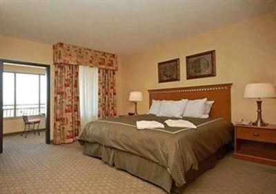 фото отеля Comfort Suites Univ. of Phoenix Stadium Area