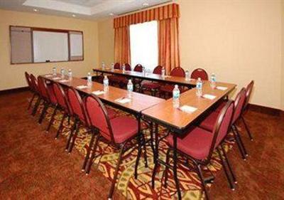 фото отеля Comfort Suites Univ. of Phoenix Stadium Area