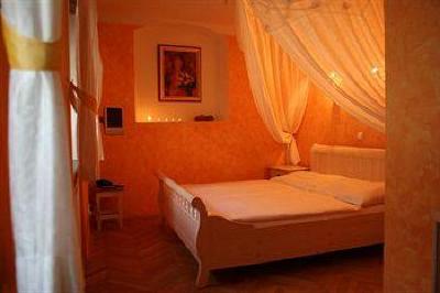 фото отеля Garni Hotel Romantick Cesky Krumlov