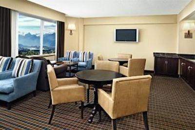 фото отеля Sheraton Vancouver Guildford Hotel