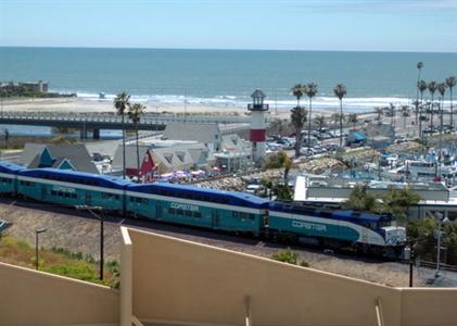 фото отеля Holiday Inn Oceanside Marina