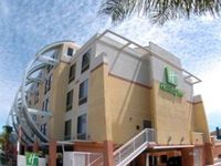 Holiday Inn Oceanside Marina