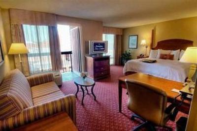 фото отеля Hampton Inn & Suites Greenville - Downtown