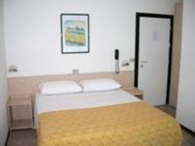 фото отеля Hotel Continental Pesaro