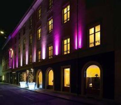 фото отеля La Cour des Augustins - Boutique Gallery Design Hotel