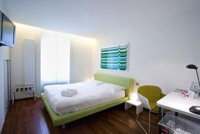 фото отеля La Cour des Augustins - Boutique Gallery Design Hotel