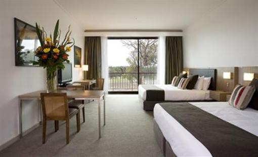 фото отеля Novotel Forest Resort Creswick