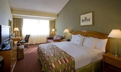 фото отеля Doubletree by Hilton Denver - Wesminster