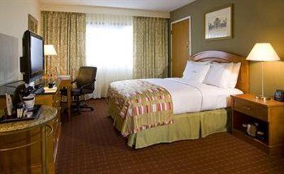 фото отеля Doubletree by Hilton Denver - Wesminster