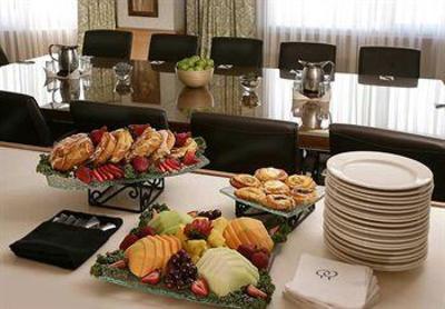 фото отеля Doubletree by Hilton Denver - Wesminster