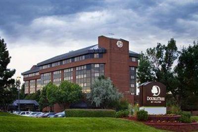 фото отеля Doubletree by Hilton Denver - Wesminster
