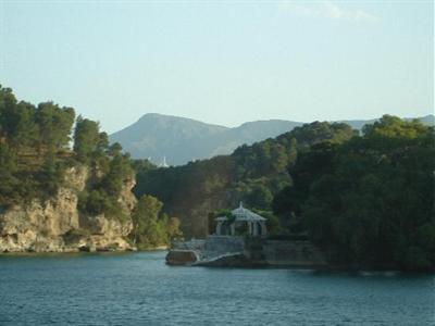 фото отеля Hostal Villa Cabreros