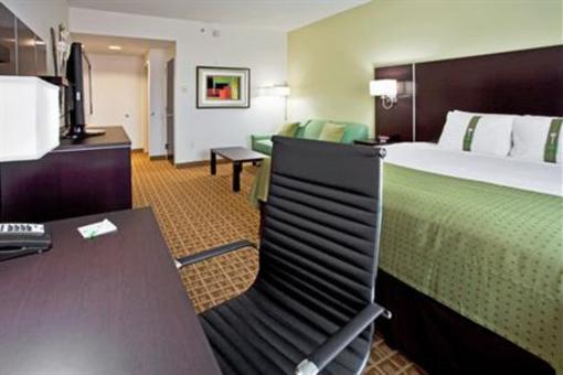 фото отеля Holiday Inn Sarasota - Airport