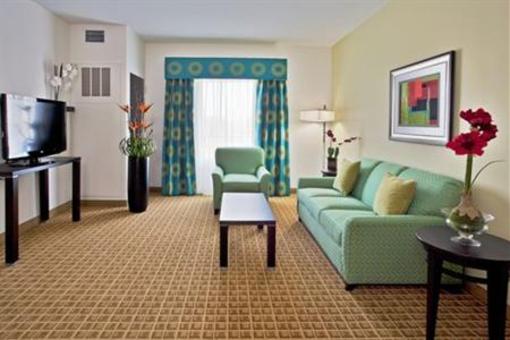 фото отеля Holiday Inn Sarasota - Airport