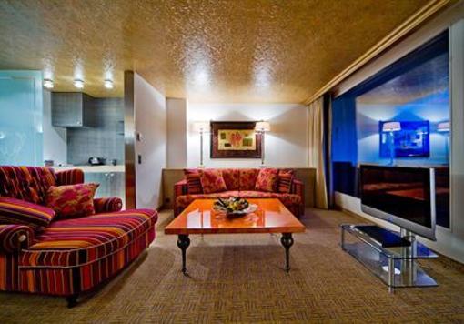 фото отеля Tschuggen Grand Hotel
