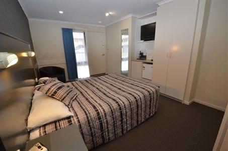 фото отеля BEST WESTERN Apollo Bay Motel and Apartments