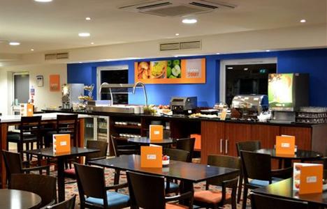 фото отеля Hampton by Hilton Birmingham Star City
