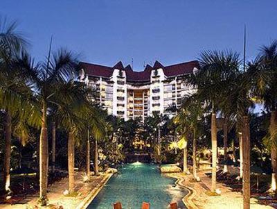 фото отеля Novotel Surabaya Hotel and Suites