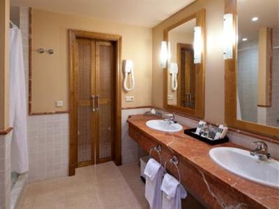 фото отеля Fuerte Rompido Suites Cartaya