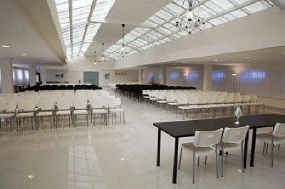 фото отеля Avrora Hotel Chelyabinsk