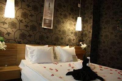 фото отеля Avrora Hotel Chelyabinsk