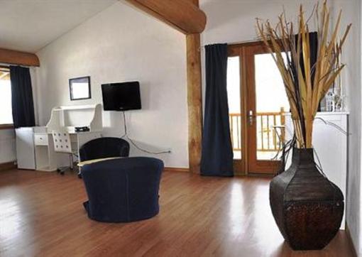 фото отеля Williston Lake Resort