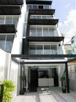 фото отеля The Front Apartments