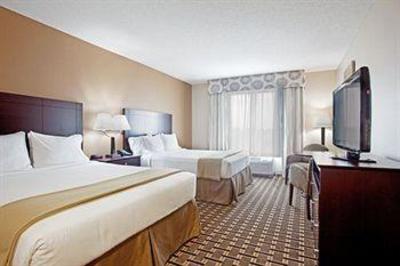 фото отеля Holiday Inn Express Pembroke (Ontario)