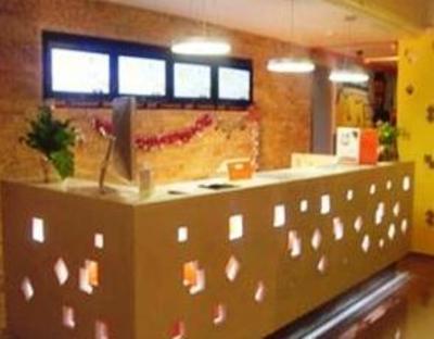 фото отеля Pod Inn Jiaxing Zhongshan East Road