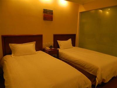 фото отеля GreenTree Inn Zhangjiakou Gong'an Building Express Hotel