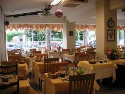 фото отеля Hotel Canasta Riccione