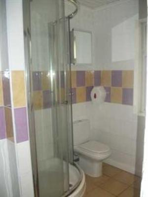 фото отеля Anfield Road Hostel