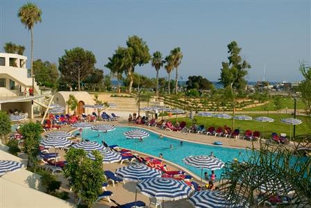 фото отеля St Raphael Resort