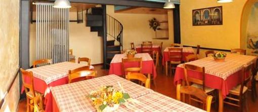 фото отеля Hotel Vezzano