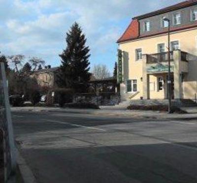 фото отеля Landgasthof und Hotel Zum Hirsch