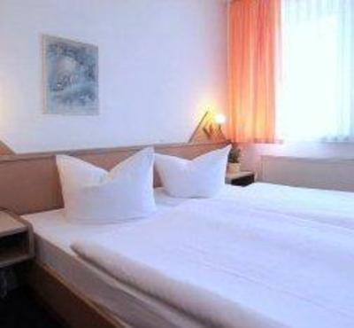 фото отеля Hotel Fürstenberg Eisenhüttenstadt