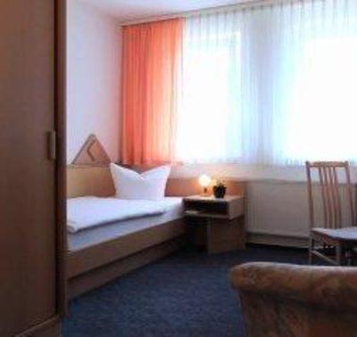 фото отеля Hotel Fürstenberg Eisenhüttenstadt