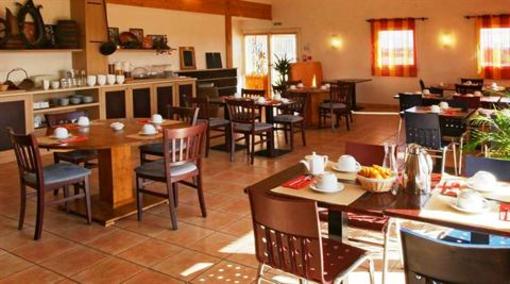 фото отеля L'Auberge Everhotel Mainvilliers