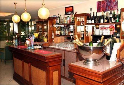 фото отеля Quality Hotel Harmonie Tours Centre