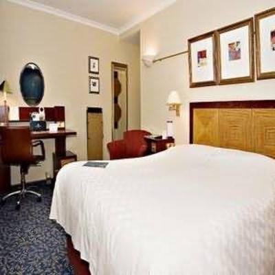 фото отеля Bellhouse Hotel Beaconsfield