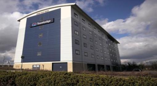 фото отеля Travelodge Cheshunt