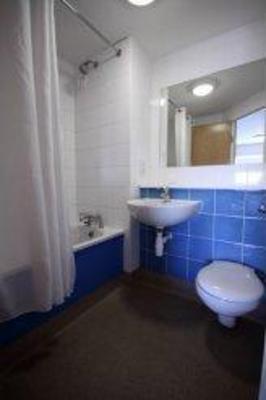 фото отеля Travelodge Cheshunt
