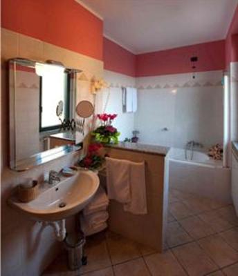 фото отеля Villa Giglio Hotel Arsago Seprio