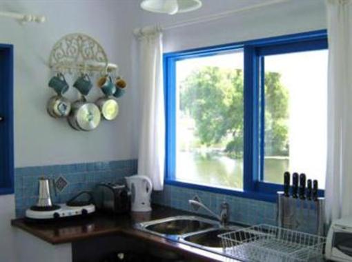 фото отеля Spicy Oasis Cottages Caloundra